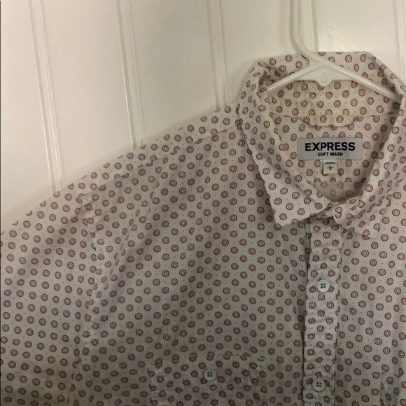 Express button up - Picture 1 of 3